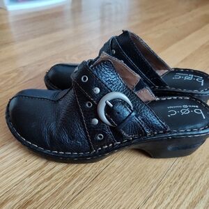 Ladies Black Leather Casual/Dress Shoes